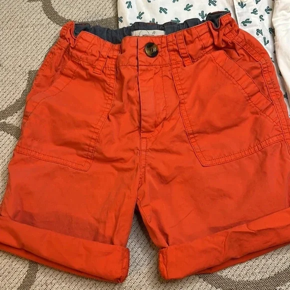 (Bundle) Zara shorts, Gymboree short sleeve, peek shorts, Boys size 7, 3 pieces - Picture 3 of 14